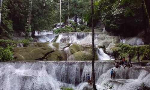 day6moramo-waterfall